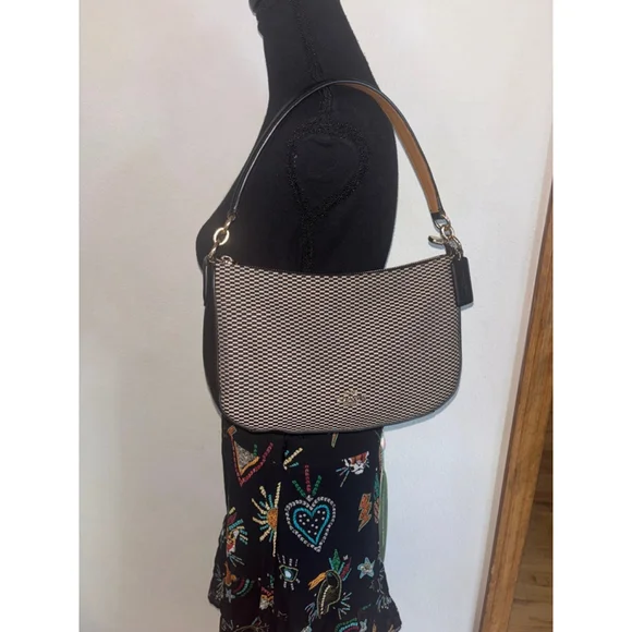 COACH Like NEW Legacy Black/White Jacquard & pebble leather Luxury Bag